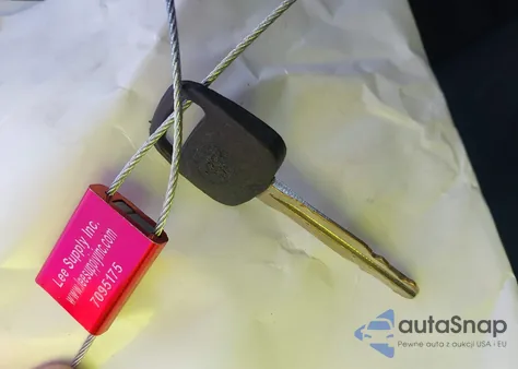 2007 Toyota Yaris из США, поврежденный, VIN JTDBT923271050480